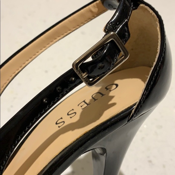 Guess black patent leather peep to size 9 - Picture 6 of 6